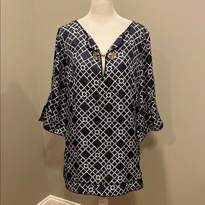 Elizabeth McKay Silk Blue and White Tunic Blouse